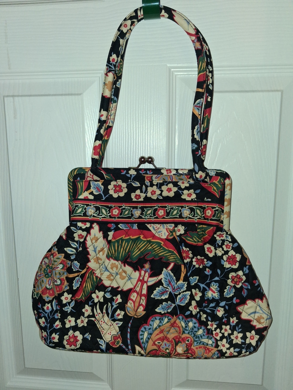 NWOT Vera Bradley Quilted Versailles Retired Alice Kiss Bag Kiss Lock Purse